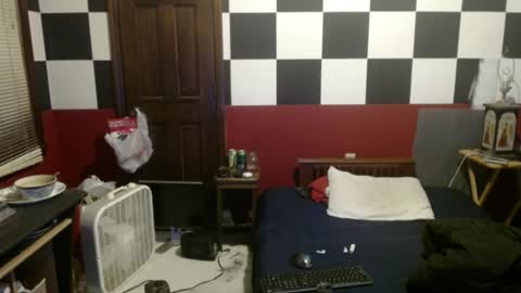 Snapshot of terdy2366 chatting on 12/14/24, 05:18 terdy2366 online show from 12/14/24, 05:18