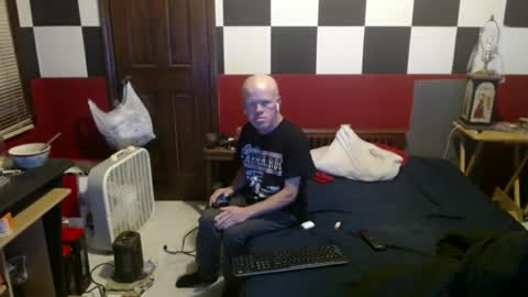 Snapshot of terdy2366 chatting on 12/26/24, 11:54 terdy2366 online show from 12/26/24, 11:54