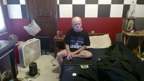 Snapshot of terdy2366 chatting on 01/16/25, 09:30 terdy2366 online show from 01/16/25, 09:30