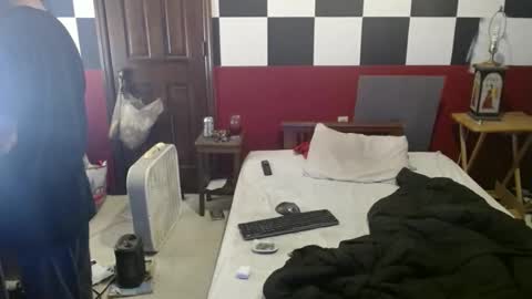 Snapshot of terdy2366 chatting on 02/09/25, 05:01 terdy2366 online show from 02/09/25, 05:01