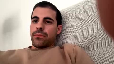Luis online show from 04/11/26, 02:32