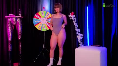 teresa  help me reach 100 like online show from 05/17/26, 01:14