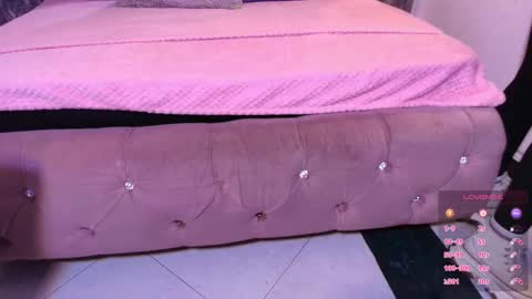 Terra Elowen online show from 10/26/25, 11:38