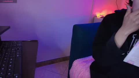 Terra Elowen online show from 11/07/25, 11:43