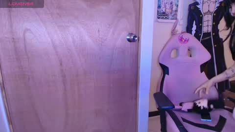 Terra Elowen online show from 11/20/25, 11:32