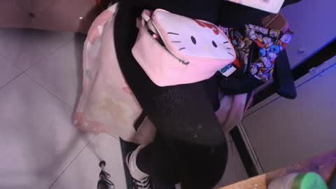 Terra Elowen online show from 12/18/25, 11:27