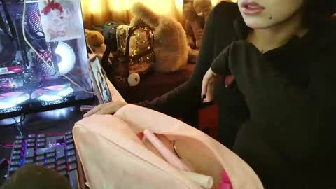 Terra Elowen online show from 04/10/26, 01:16