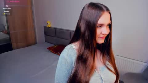 Julia online show from 03/03/26, 06:03