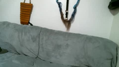 Axle online show from 12/03/24, 08:17