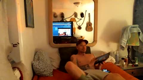 Axle online show from 12/31/24, 12:46