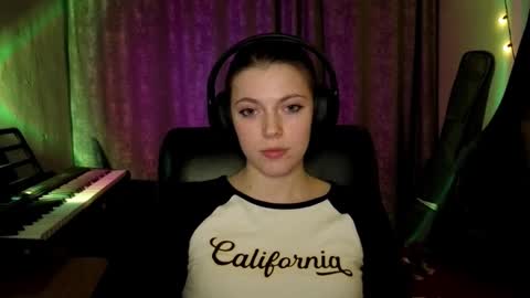 Anny Simpson online show from 03/16/26, 08:13