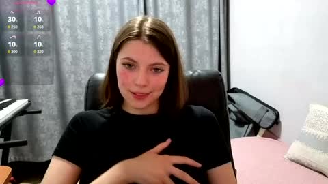 Snapshot of terranaufzinger chatting on 06/08/26, 01:28 Anny Simpson online show from 06/08/26, 01:28