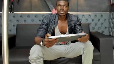 terranze_z online show from 09/13/25, 08:41