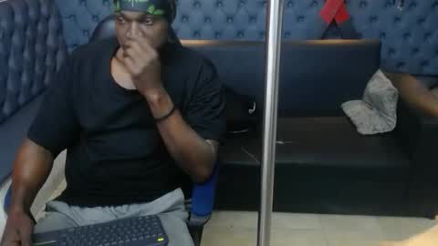 terranze_z online show from 02/01/26, 07:34