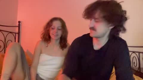 Snapshot of terry_and_elanor chatting on 11/25/25, 02:44 terry and elanor online show from 11/25/25, 02:44