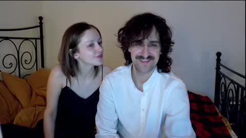 Snapshot of terry_and_elanor chatting on 12/16/25, 03:33 terry and elanor online show from 12/16/25, 03:33