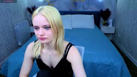 Tessa online show from 03/11/26, 09:37