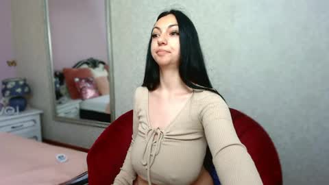 Snapshot of tessa_joy chatting on 06/05/26, 04:08 Tessa Joy online show from 06/05/26, 04:08