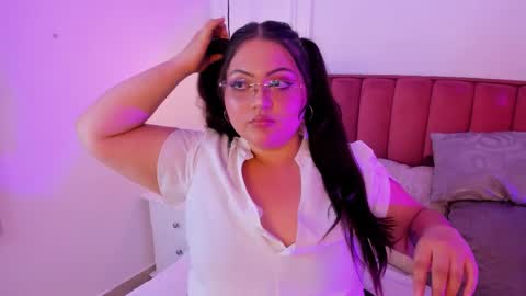 TERESA  online show from 10/04/25, 08:29