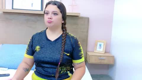 tessa stones online show from 01/07/26, 03:42