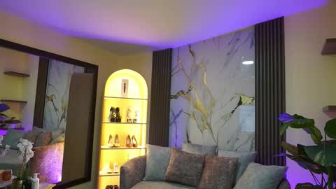 Snapshot of tessaafox chatting on 02/21/26, 11:33 Tessa Fox online show from 02/21/26, 11:33