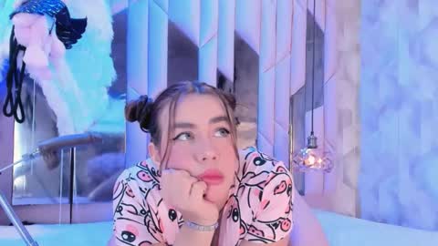  TESSA COOPER1  online show from 11/02/25, 03:25