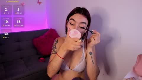 Snapshot of tessafoxie chatting on 07/20/26, 12:40 Tessa foxie online show from 07/20/26, 12:40
