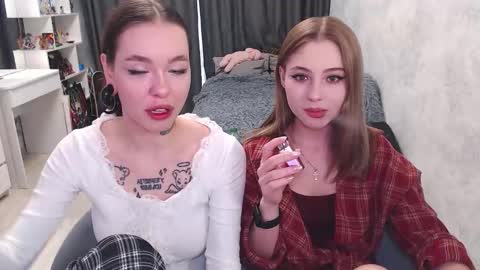 Snapshot of tessawillson chatting on 09/19/25, 09:54 Tessa online show from 09/19/25, 09:54