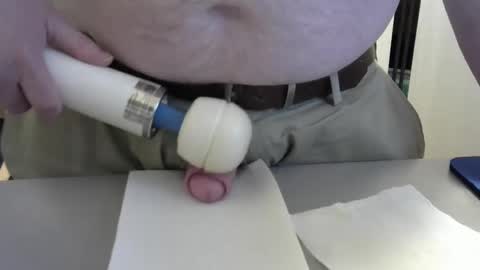 Test the Chat online show from 12/04/24, 06:22