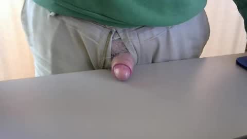 Test the Chat online show from 09/26/25, 07:51