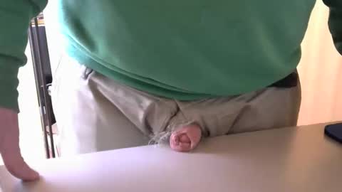 Test the Chat online show from 11/21/25, 06:39