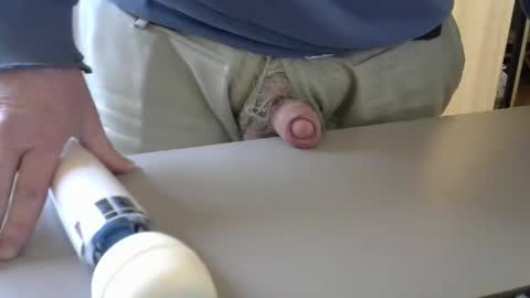 Test the Chat online show from 02/23/26, 09:01