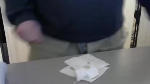 Test the Chat online show from 03/27/26, 08:26