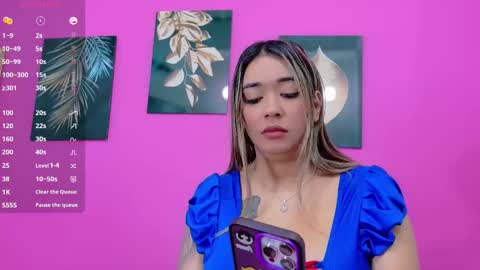 Snapshot of testingdaddyy chatting on 09/23/25, 01:14  Madisson  online show from 09/23/25, 01:14