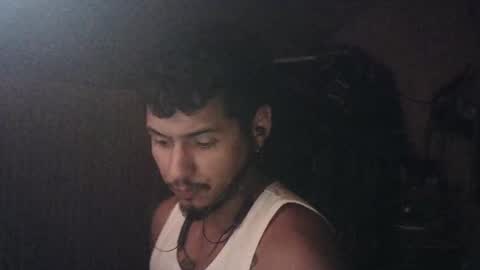 Milo online show from 01/10/25, 02:57