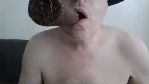 texancigar online show from 12/31/24, 02:58