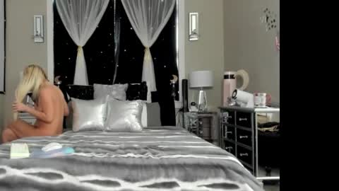 peachy online show from 12/21/25, 06:26