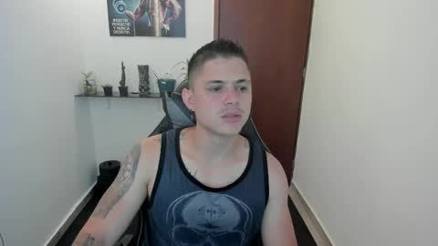 Snapshot of teylor_fel chatting on 01/28/25, 11:17 Teylor Fel online show from 01/28/25, 11:17