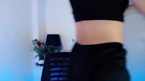 Vanessa online show from 03/05/26, 12:39