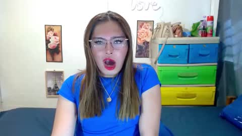 tgirlselena online show from 10/04/25, 12:41