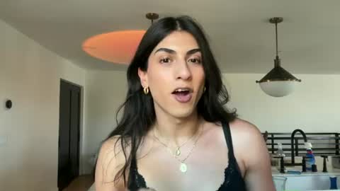 Snapshot of tgirltoesx chatting on 06/20/26, 09:50 babygirlmami online show from 06/20/26, 09:50