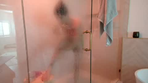 Snapshot of tgirltoesx chatting on 07/18/26, 07:39 babygirlmami online show from 07/18/26, 07:39