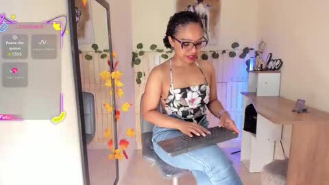 Thais online show from 03/20/26, 12:54