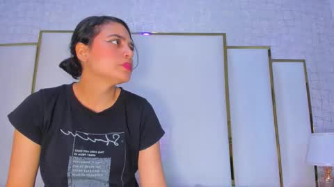 Snapshot of thalia888_ chatting on 12/22/25, 07:11 thalia888_ online show from 12/22/25, 07:11