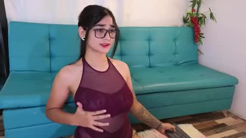 thalia  online show from 12/27/24, 12:39