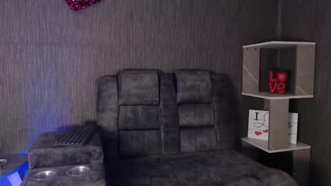  Thalia Anderson  online show from 02/09/26, 11:31