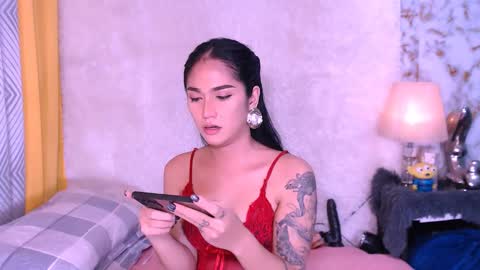 Snapshot of thalia_venture chatting on 01/24/25, 04:49 Thalia online show from 01/24/25, 04:49