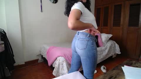    online show from 09/08/25, 06:07