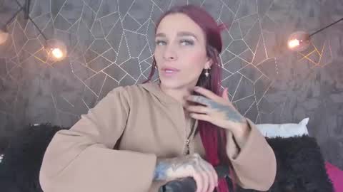 THALIRA ANGELS online show from 06/26/26, 01:04