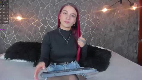 THALIRA ANGELS online show from 07/11/26, 02:53